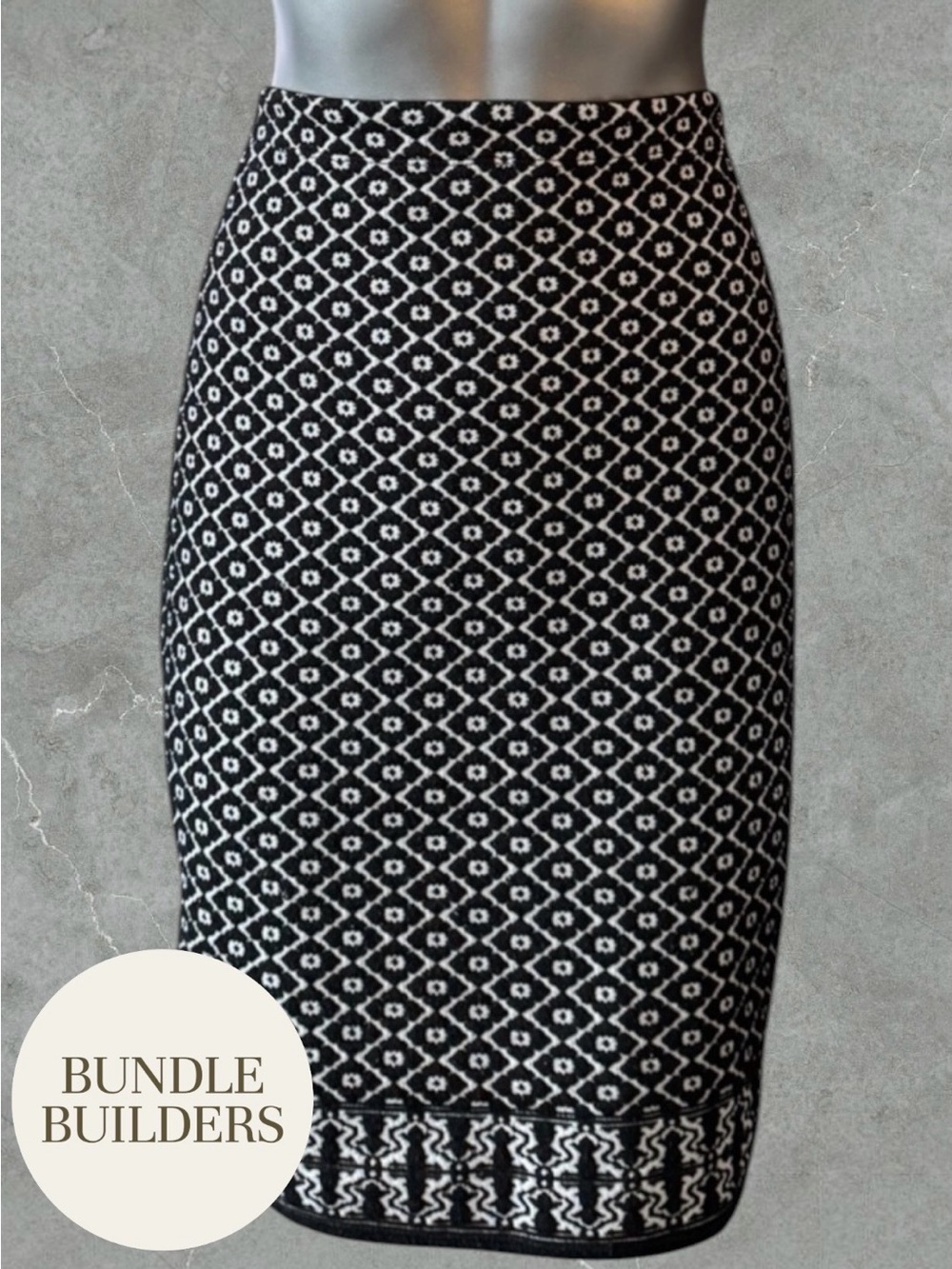 $10 Add-on | Monochrome Patterned Pencil Knit Skirt